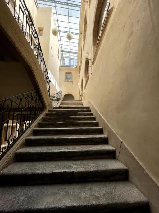 La Chapelle, Hyper Centre De Valence, Parking Gratuit A Proximite Apartment