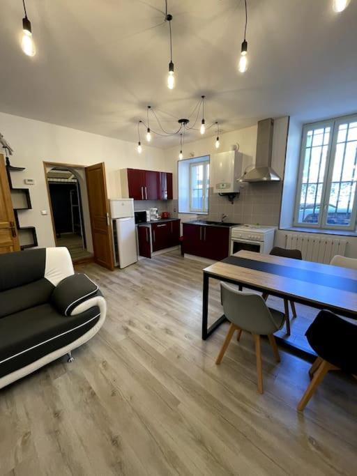 Apartment La Chapelle, Hyper Centre De Valence, Parking Gratuit A Proximite *